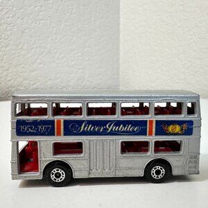 VTG Matchbox Lesney Superfast No.17 "The Londoner" Bus Silver Jubilee 1972